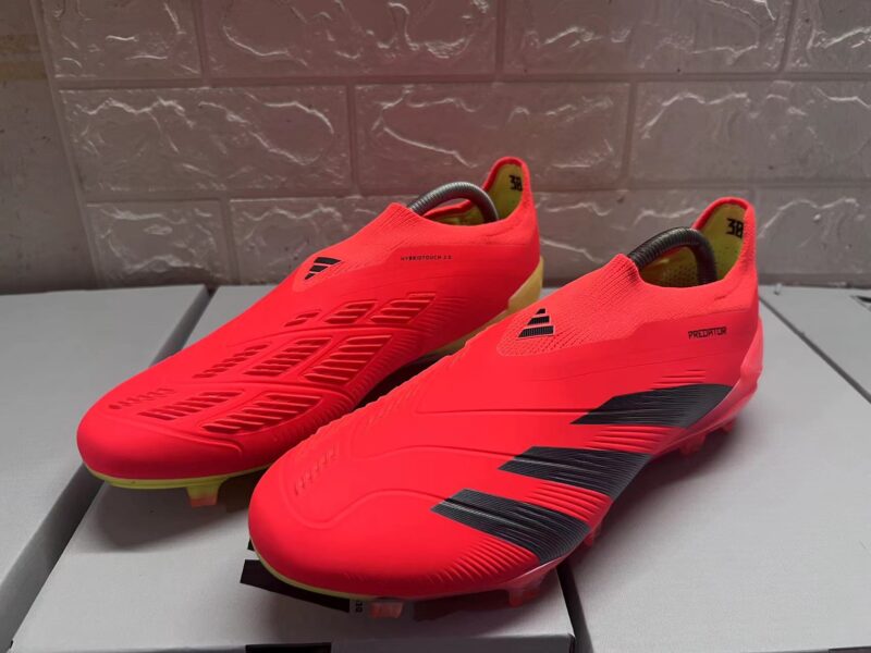 ADIDAS PREDATOR